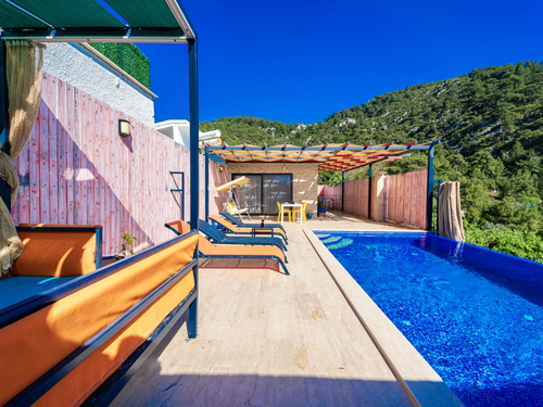  gece  -  Kasım
  | Kalkan İslamlar Balayı Villası: Jakuzili ve Özel Havuzlu Romantik Tatil
